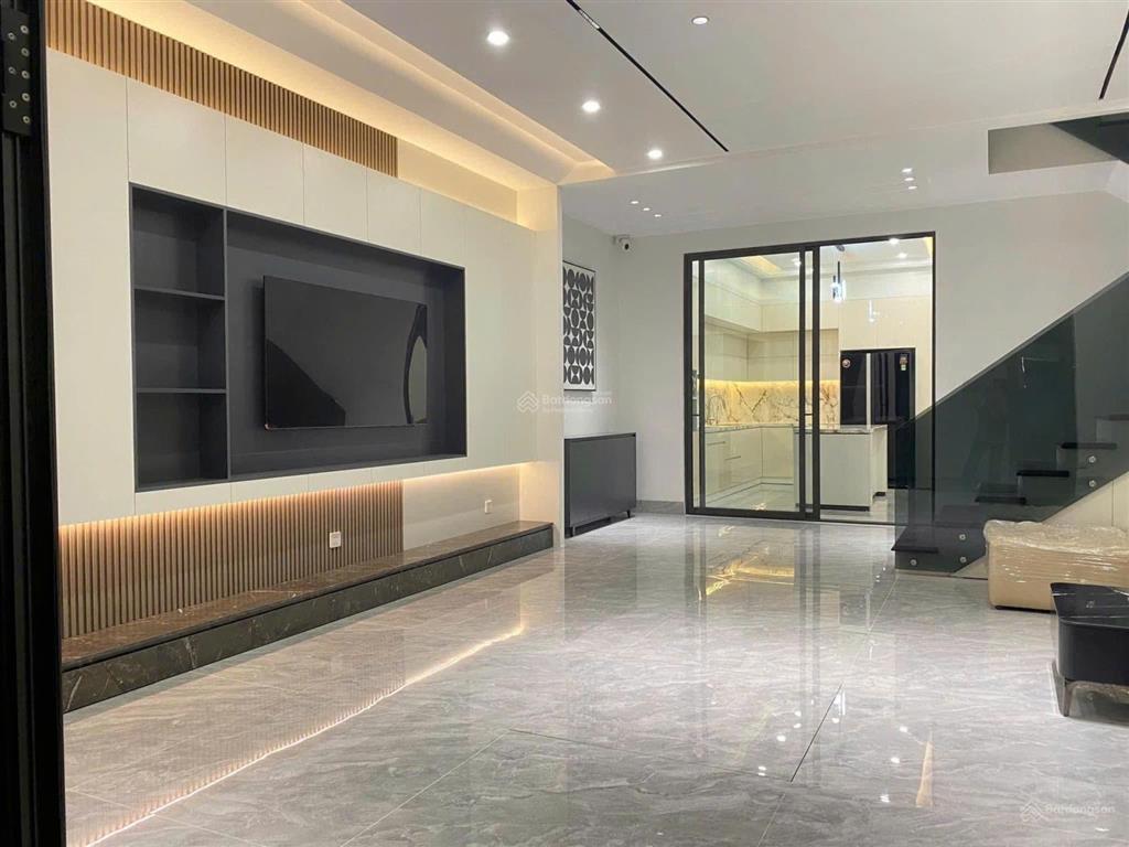 Cuối năm chủ bán căn biệt thự shr trả trước 600tr dọn vào ở luôn, gần kdl bửu long đường xe hơi