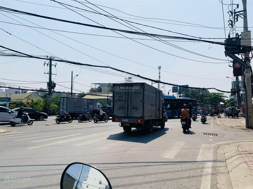 Hẻm ô tô né quốc lộ 13 hiệp bình phước 100m2 chỉ 6.5 tỷ.