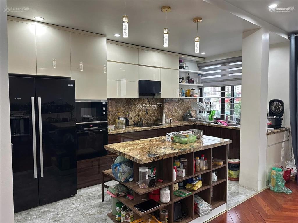 Cho thuê gấp bt 123m2, 72 triệu, tại rose town 79 ngọc hồi, hoàng mai, hn