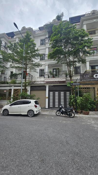 Cho thuê gấp bt 123m2, 72 triệu, tại rose town 79 ngọc hồi, hoàng mai, hn