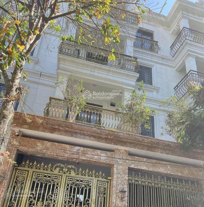 Cho thuê gấp bt 123m2, 72 triệu, tại rose town 79 ngọc hồi, hoàng mai, hn
