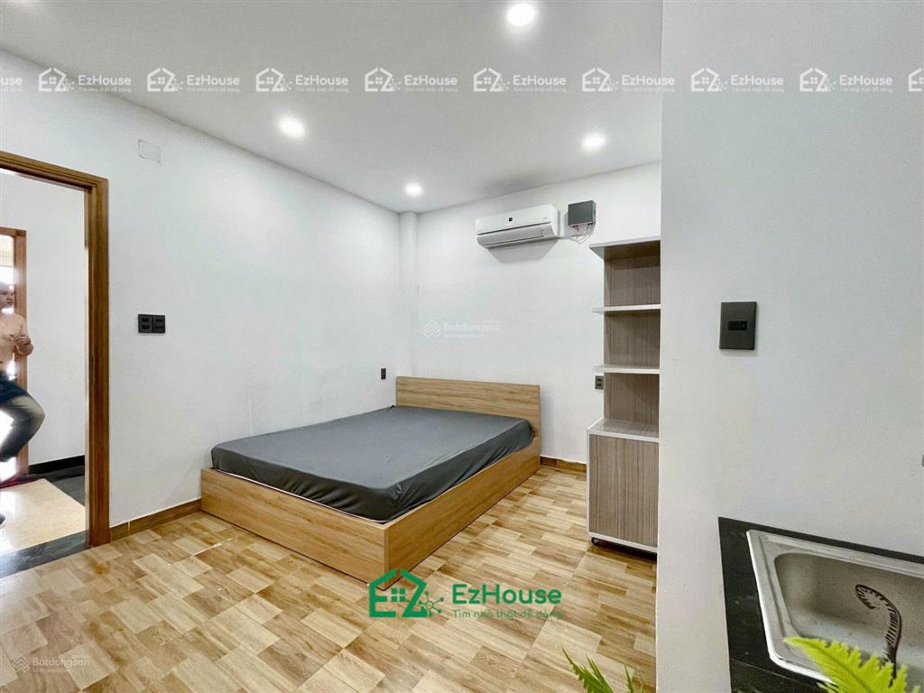Cho thuê căn hộ dịch vụ full nội thất ngay đh công thương gần aeon tân phú