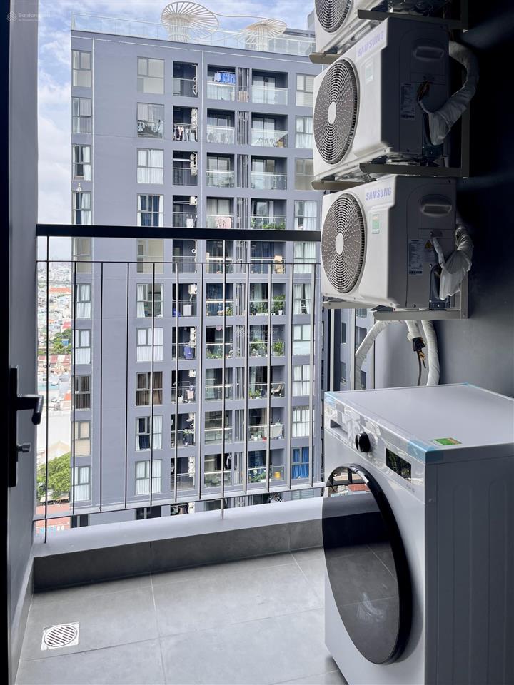 Gấp tìm nữ share nguyên phòng master có wc riêng trong căn hộ cao cấp daqua q8, có thể vào liền