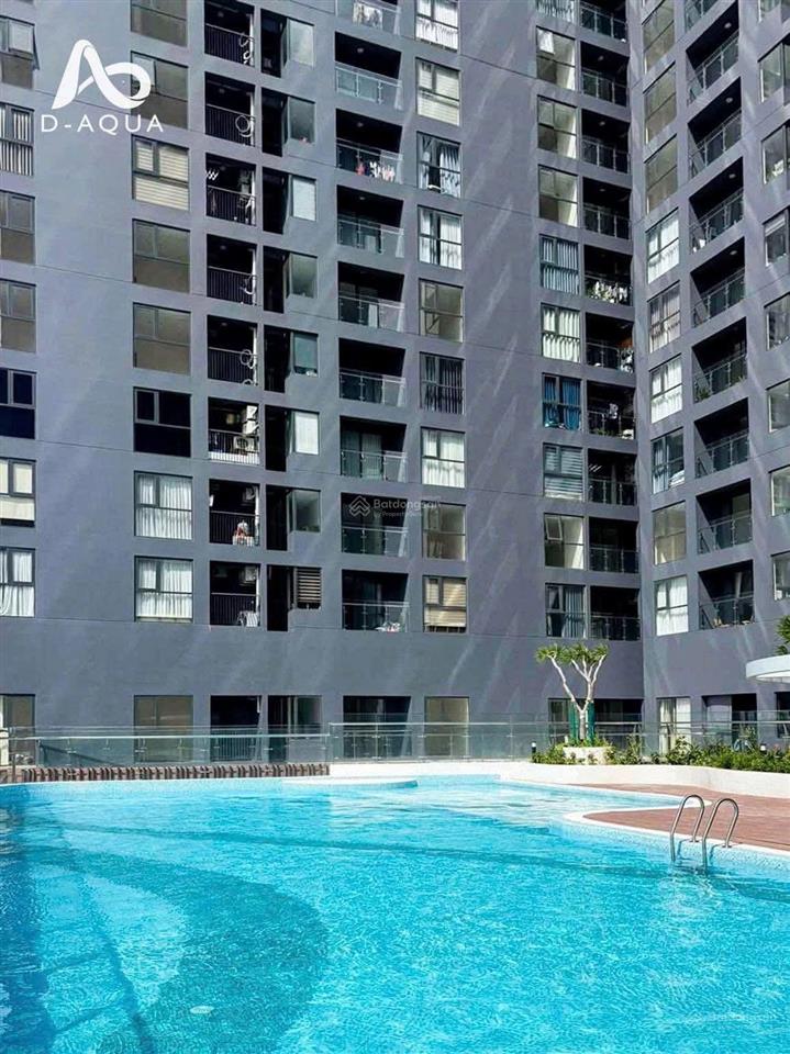 Gấp tìm nữ share nguyên phòng master có wc riêng trong căn hộ cao cấp daqua q8, có thể vào liền