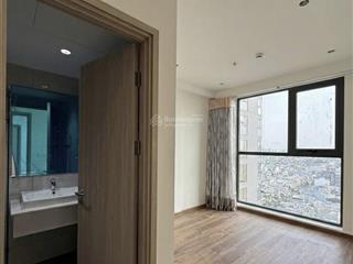 Gấp tìm nữ share nguyên phòng master có wc riêng trong căn hộ cao cấp daqua q8, có thể vào liền