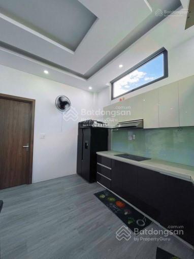 Bán nhà căn hộ 3t x 81m2 kiệt nhựa 5m cạnh sân bay, dòng tiền 30tr