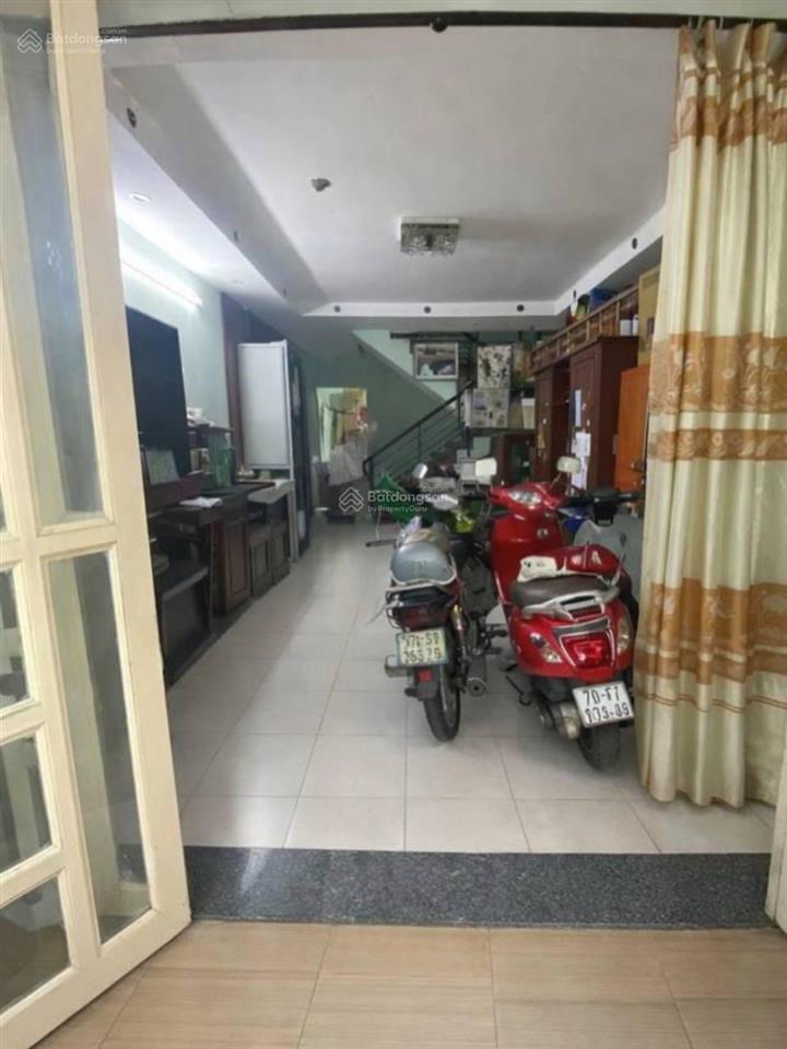 Hxh sát nhà nơ trang long, gần cầu băng ki, dt gần 40m² chỉ 7.x tỷ sổ vuông nở hậu tiện xây mới.