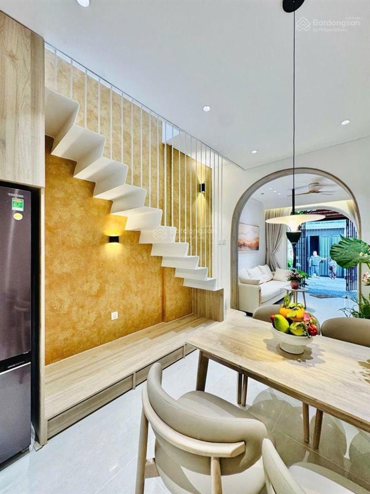 Gấp bán nhà gần hẻm xe hơi xô viết nghệ tĩnh, bình thạnh, 60m², gần ngã tư hàng xanh, nhỉnh 8.x tỷ