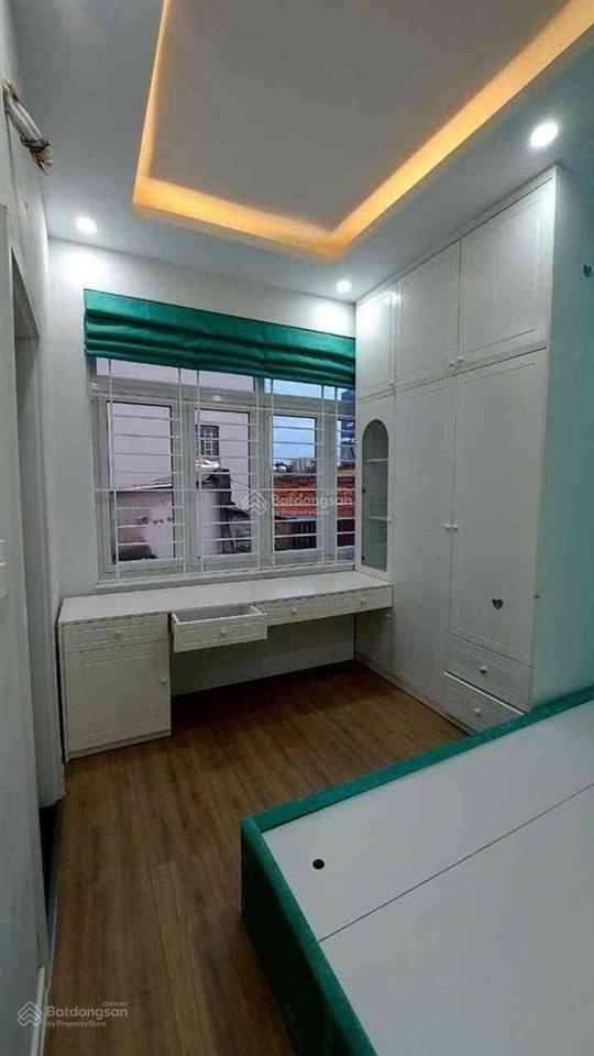 Ngay ngã tư phạm văn đồng đặng thùy trâm, bình thạnh, nhà mới 4 tầng, 4pn, chỉ 6,8 tỷ.