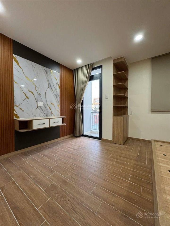Ngay chu văn an, gần hv cán bộ, nhà mới 1 trệt 3 lầu  dt 40m2, ngang đẹp, chỉ hơn 6 tỷ tl
