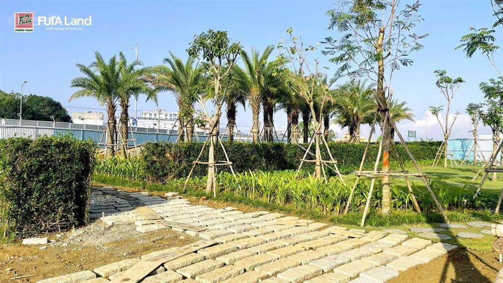 Nhà liền kề, shophouse trung tâm lõi liên chiểu. cách biển 400m, bàn giao nhà thô, full mặt ngoài
