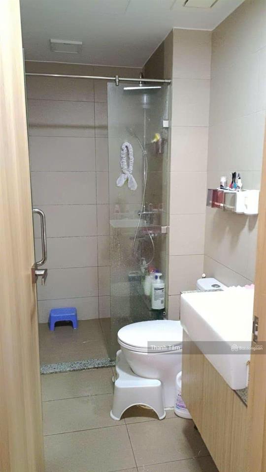 Cần bán gấp, giá cực mềm cc sacomreal q. tân phú, dt87m2, 2pn2wc, giá 1 tỷ 680, nội thất xịn, shr