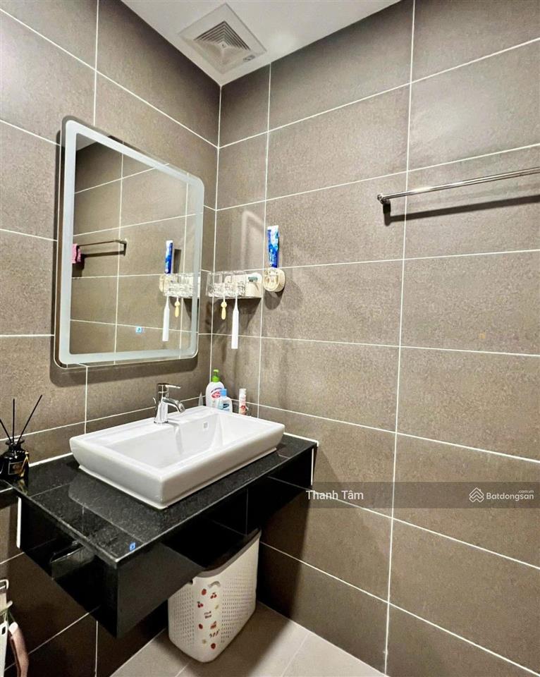 Chủ cần tiền bán gấp cc sơn kỳ 1, q. tân phú, dt 72m2, 2pn2wc, giá 1 tỷ 620, nội thất tặng, shr