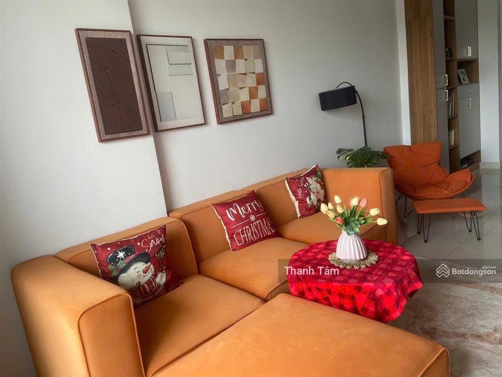 Chủ cần tiền bán gấp cc sơn kỳ 1, q. tân phú, dt 72m2, 2pn2wc, giá 1 tỷ 680, nội thất tặng, shr