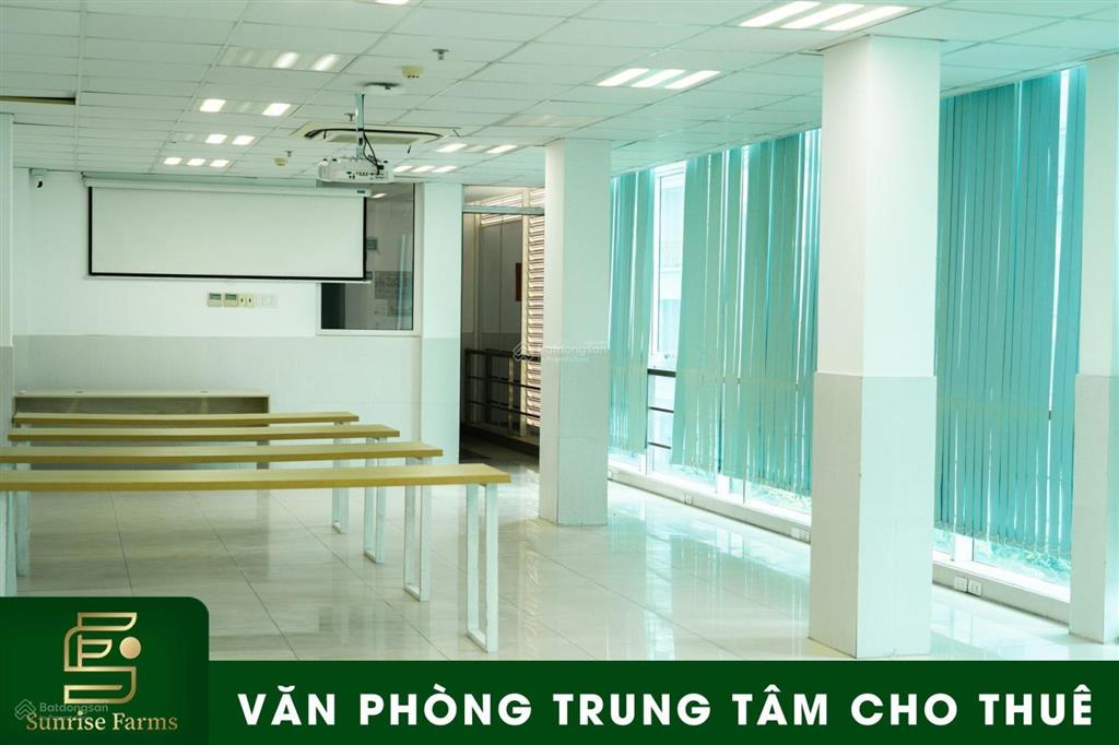 Văn phòng 100m mặt tiền trần hưng đạo giá tốt, setup ngay, vị trí kinh doanh