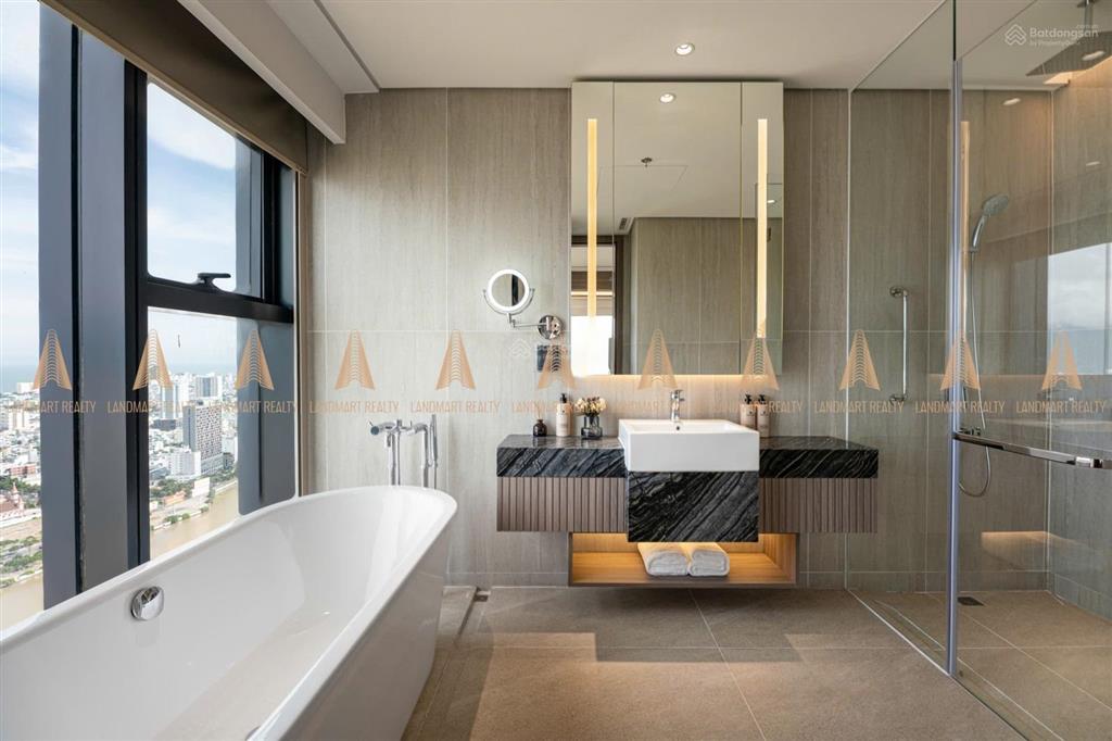 M landmark marriott đà nẵng  duy nhất 1 căn ngoại giao 2pn, view sông hàn, pháo hoa quốc tế diff