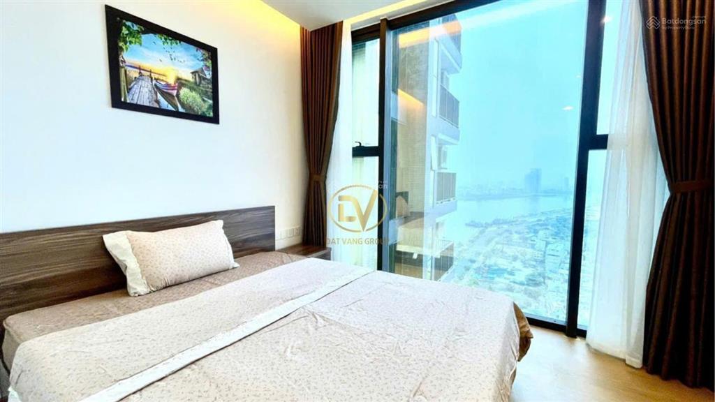 Chính chủ muốn bán căn 2pn sam tower sổ sẵn đang cho thuê 25tr/tháng tầng cao view pháo hoa cực đẹp
