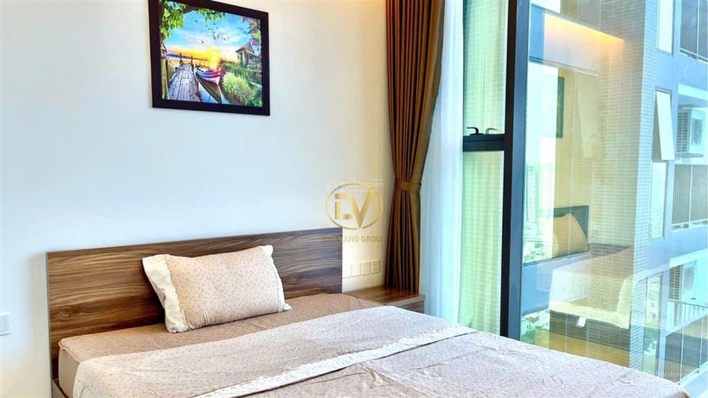 Chính chủ muốn bán căn 2pn sam tower sổ sẵn đang cho thuê 25tr/tháng tầng cao view pháo hoa cực đẹp