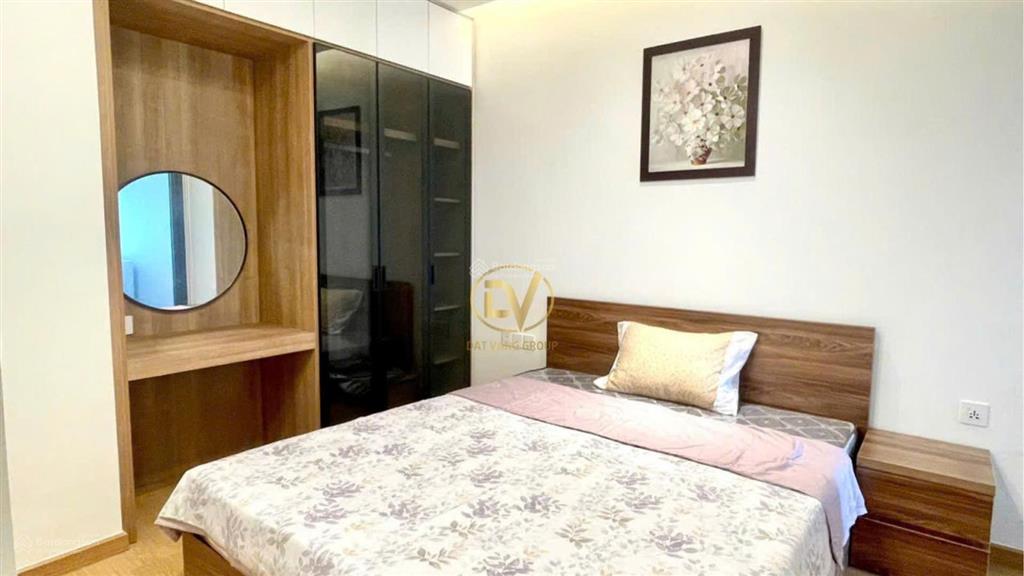 Chính chủ muốn bán căn 2pn sam tower sổ sẵn đang cho thuê 25tr/tháng tầng cao view pháo hoa cực đẹp