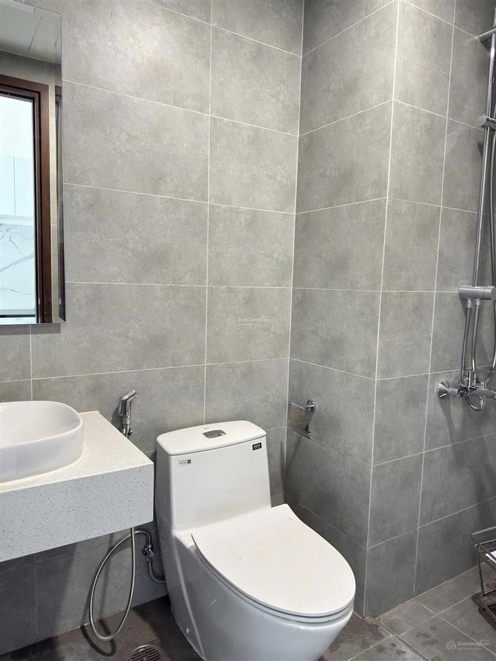 Chủ nhà hạ giá bán gấp căn hộ đạt gia residence q. thủ đức 2pn 2wc tầng trung thoáng mát, có shr