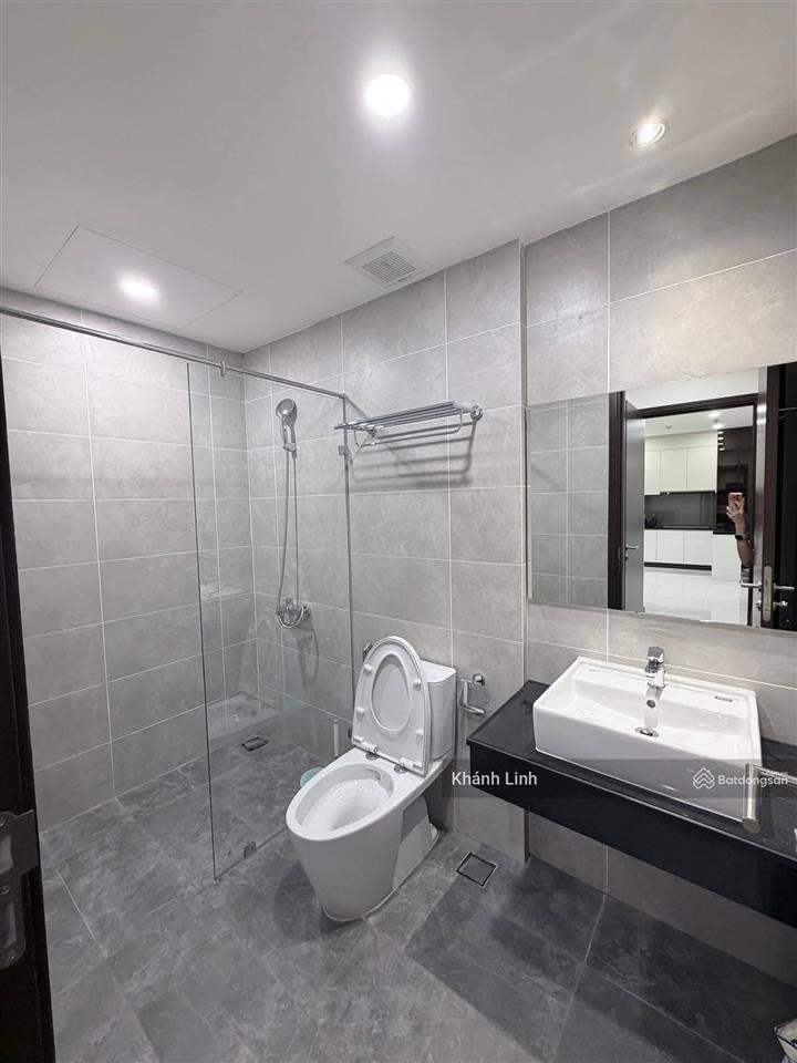 Chính chủ cần bán căn hộ nhất lan 3 quận bình tân, dt 72m2 2pn 2wc đầy đủ nội thất view thoáng mát