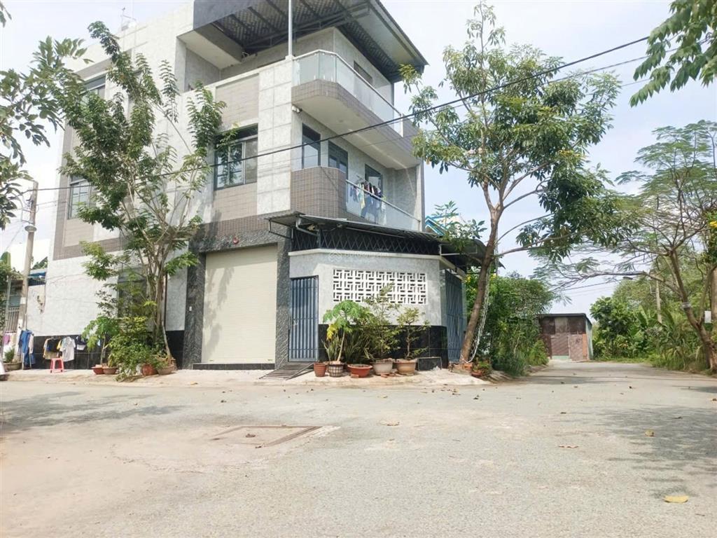 Mua đất tặng nhà cấp 4 bưng ông thoàn