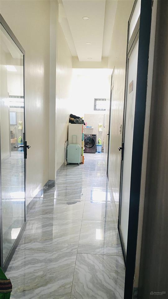 Cần bán căn nhà mới khang trang, gần chợ, trường. tại p. hàng gòn, tp. đồng nai