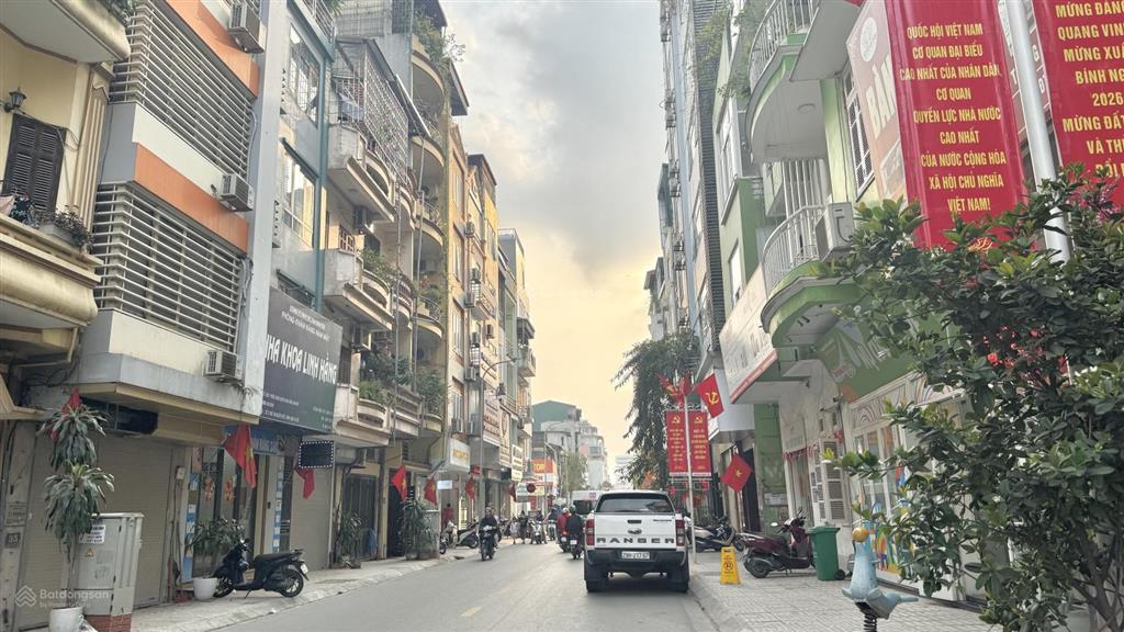 Bán nhà khu vực thanh xuân nguyễn xiển 9 tầng thang máy dòng tiền tốt vị trí mặt phố tưởng dân bảo