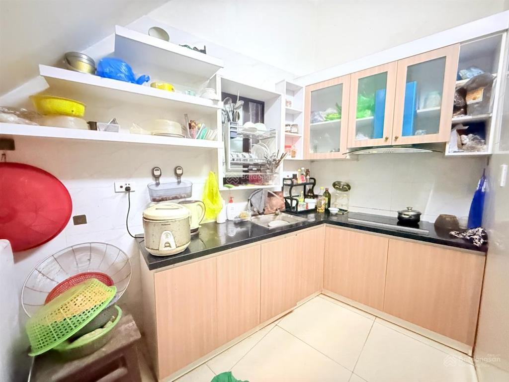 Bán nhà 4 tầng 63m2 trung kính khu phân lô ngõ rộng mặt tiền rộng 6,3m ở rất thích