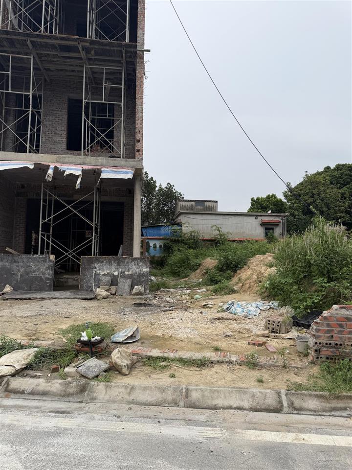 Chính chủ bán nhà đất khu dân chủ mạo khê