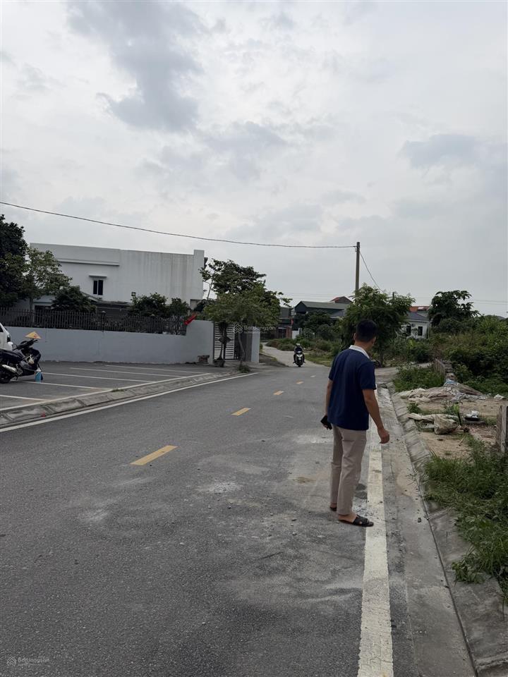 Chính chủ bán nhà đất khu dân chủ mạo khê