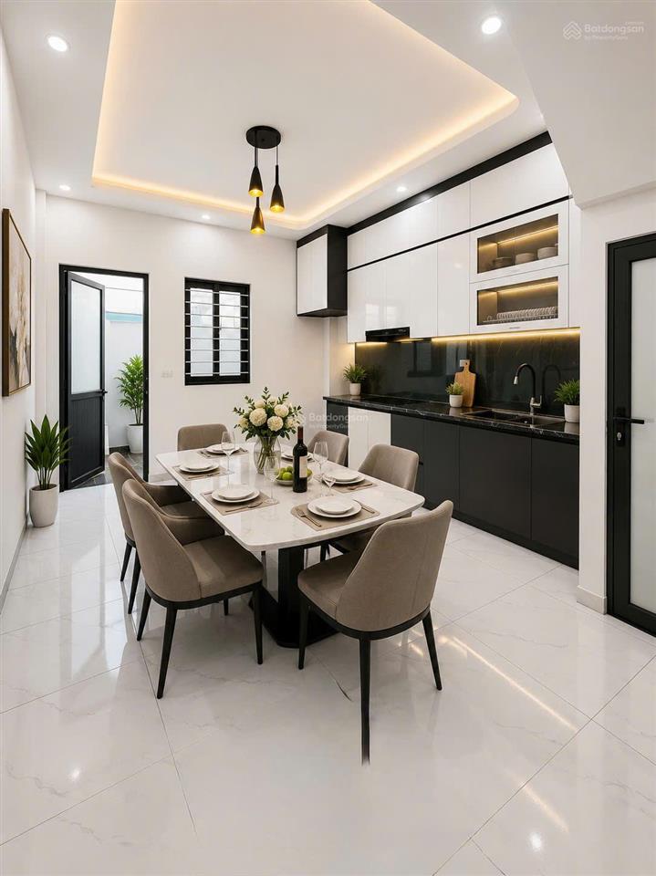 Sẵn 2,5 tỷ sở hữu ngay nhà riêng  gần kđt đô nghĩa  hộ khẩu hà nội