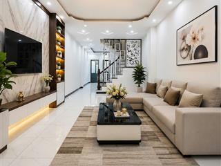 Sẵn 2,5 tỷ sở hữu ngay nhà riêng  gần kđt đô nghĩa  hộ khẩu hà nội