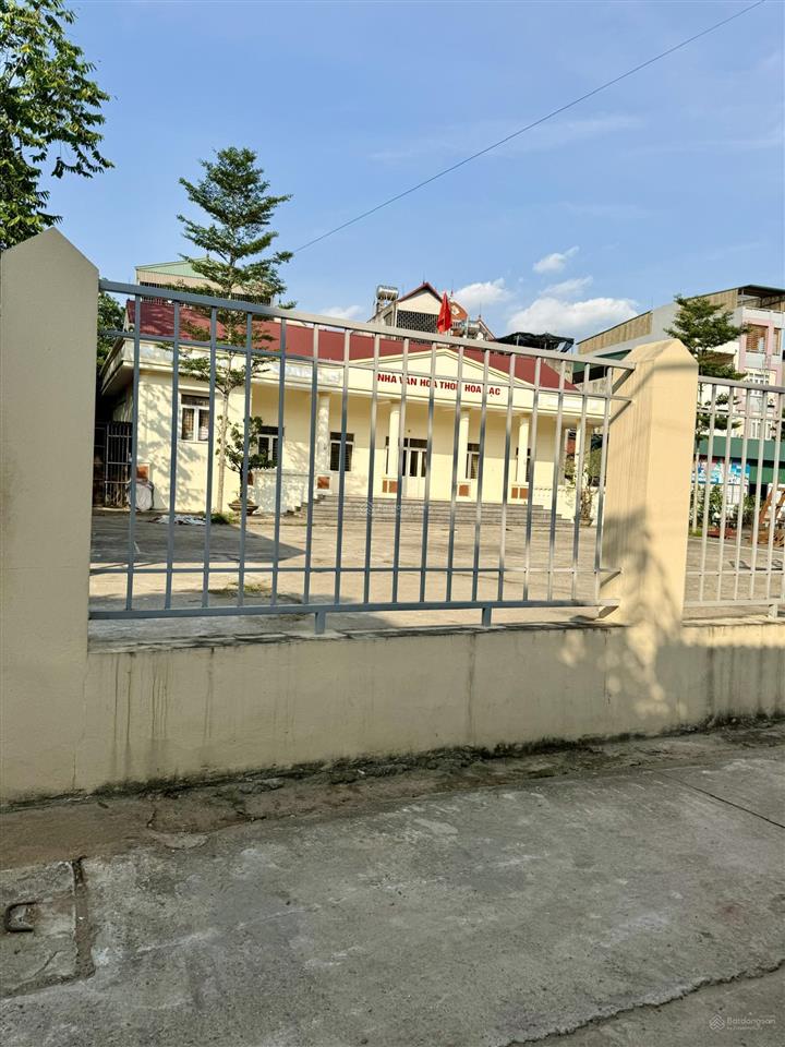 100m ra đến ql21 lô đất giá êm nhất khu vực gần chợ hoà lạc