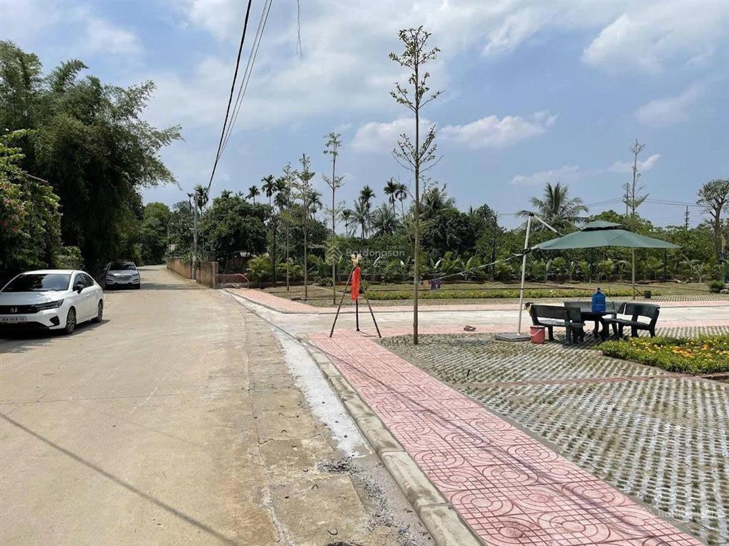 Lô đất xây trọ cạnh chợ hoà lạc dòng tiền sẵn, nằm trong khu dân cư