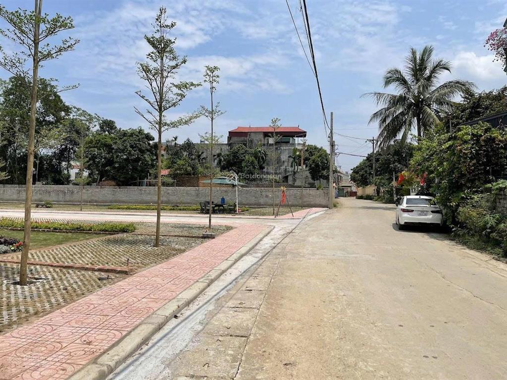 Lô đất xây trọ cạnh chợ hoà lạc dòng tiền sẵn, nằm trong khu dân cư