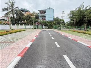 Lô đất gần chợ hòa lạc 200m, trục chính kinh doanh giá chỉ hơn 40tr/m2