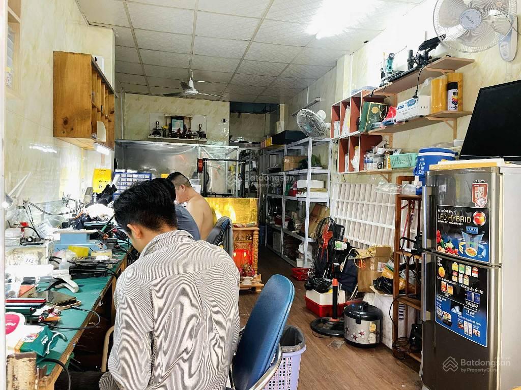 Bán nhà trệt 2 lầu btct, ngay đại học kinh tế, kqhlg