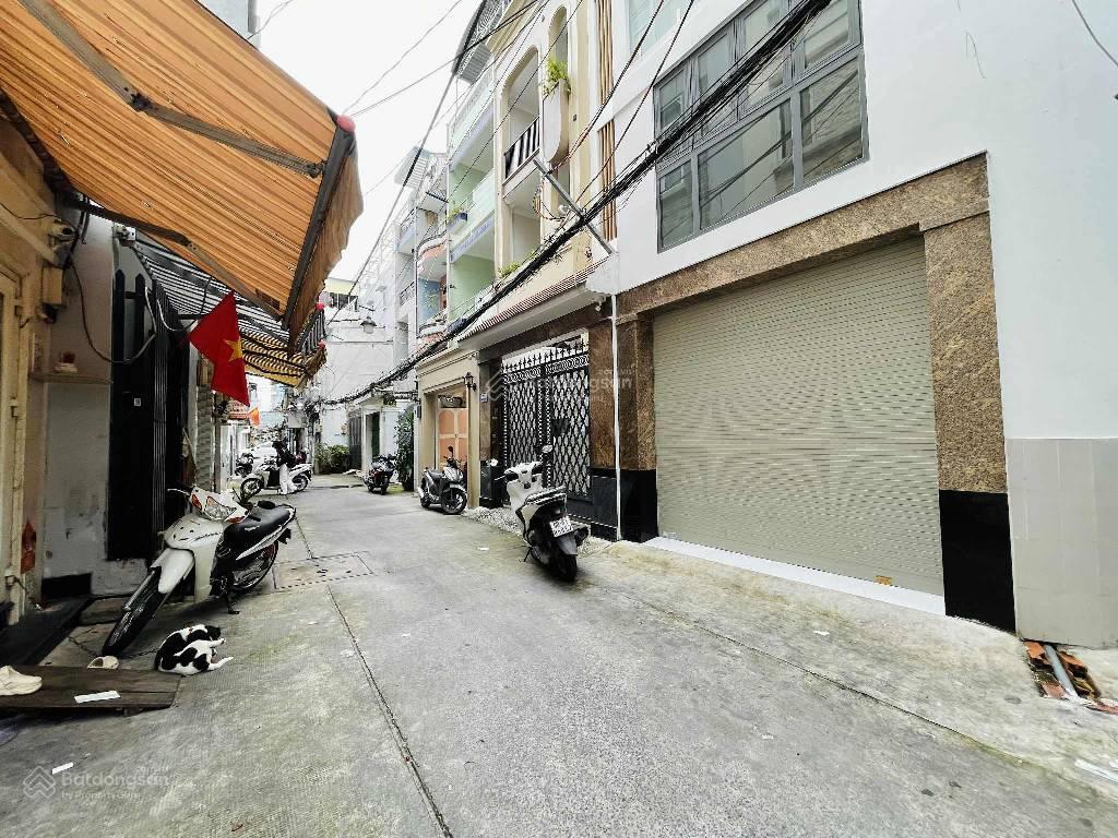 Bán nhà trệt 2 lầu btct, ngay đại học kinh tế, kqhlg