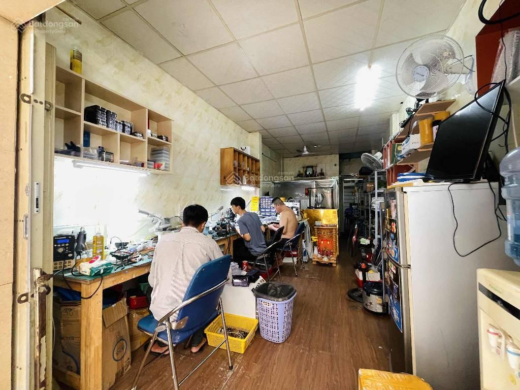 Bán nhà trệt 2 lầu btct, ngay đại học kinh tế, kqhlg