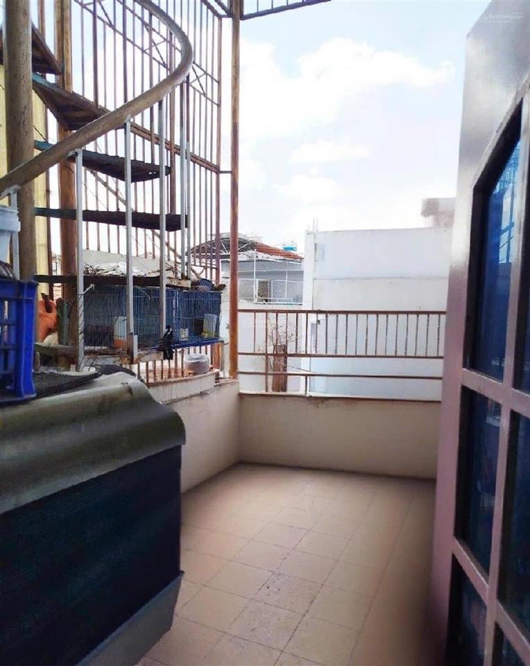 Hiếm có khó tìm  nhà cách mạng tháng tám  6pn 5wc  chốt ngay kẻo tiếc!