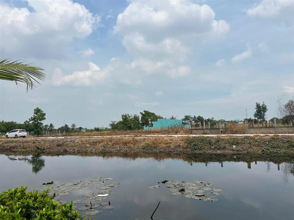 Cơ hội vàng đầu tư đất mặt tiền đường nguyễn hữu trí  bến lức, long an