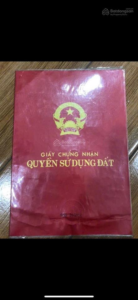 Hạ giá bán gấp lấy tiền trã nợ lô đất kèm nhà mặt tiền ql1a 215m2 3ty9 sổ đầy đủ (có bớt lộc)