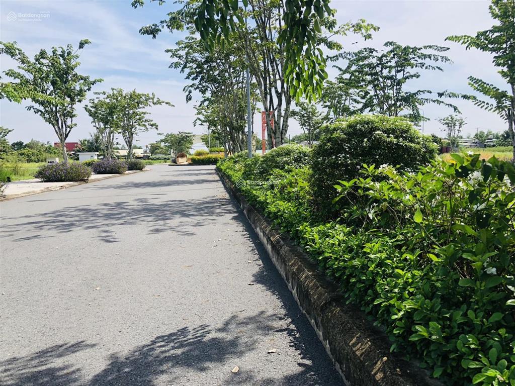 Làm ăn kẹt vốn bán gấp lô đất kdc phước đông 99m2 cắt lỗ 400tr còn 990tr sổ hồng sẵn (có bớt lộc)
