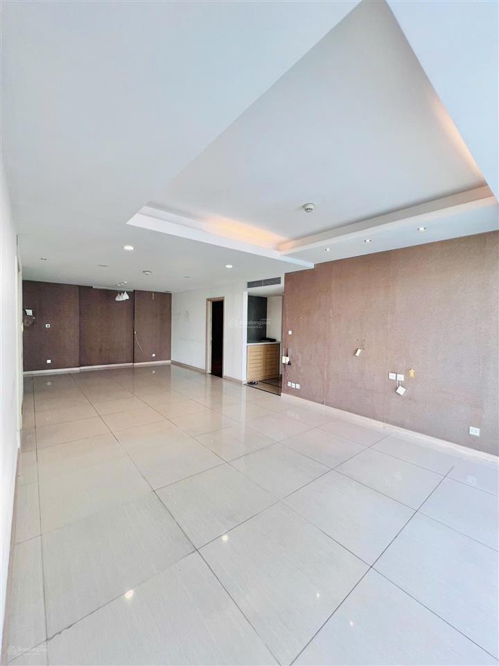 Bán siêu phẩm (4pn3vs) thăng long number one 173m2, có slot ô tô,sổ vĩnh viễn 16 tỷ (0968 943 ***)