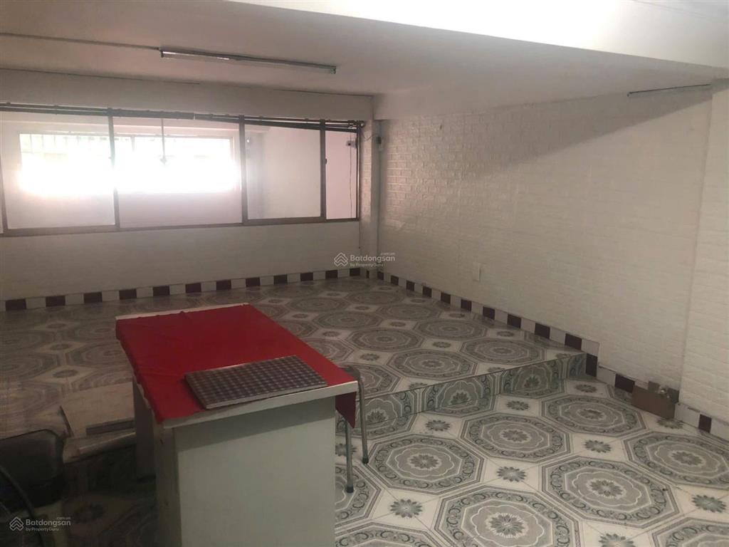 Nhà mặt tiền quận 5, phan phú tiên, p. chợ lớn 84m2 vuông vức, 230tr/m2