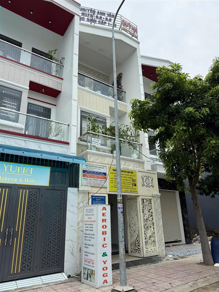Nhà mẹ bán nhanh! nhà cao đẹp gần như mới 1trệt 2 lầu mặt tiền đường an phú 21, kdc lê phong an phú