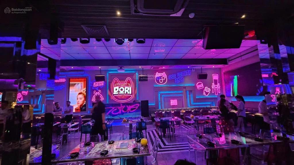 Góc 2 mặt tiền hàm nghi quận 1 | ngang 8m phù hợp f&b