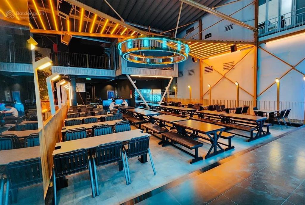 Cho thuê nhà  138 lê lai, phường bến thành, quận 1  15x38m (1000m² sử dụng)