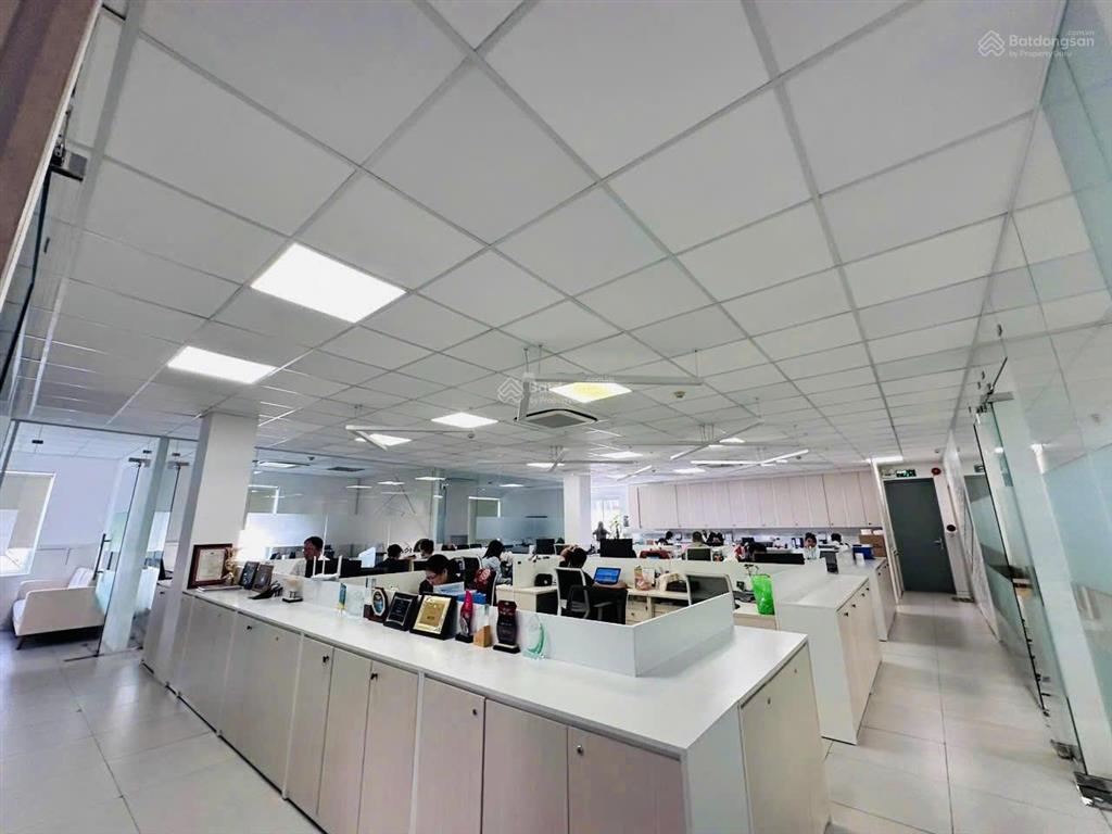 Cho thuê tòa nhà mặt tiền nguyễn văn trỗi  phú nhuận gần nkkn